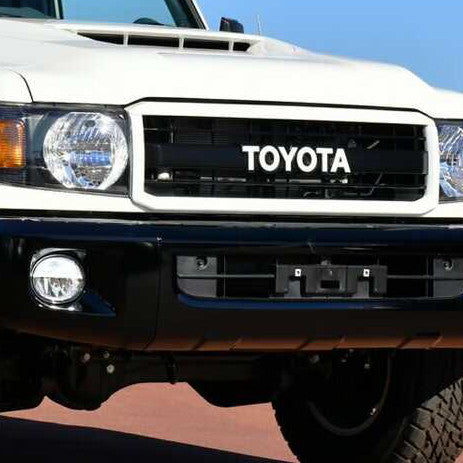 ランドクルーザー GRJ76,79 LAND CRUISER 70th ANNIVERSARY フロントグリル カラー058