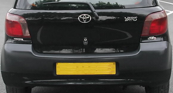 トヨタ ヴィッツ SCP,NCP1# EURリヤエンブレムYARiS