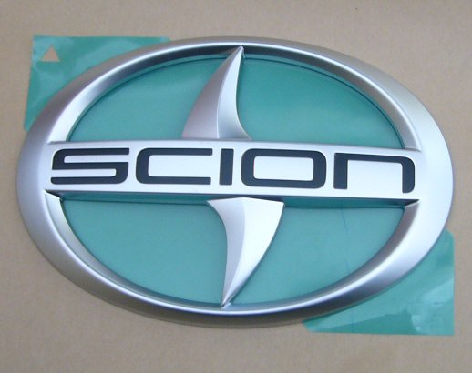 SCION iQ(KGJ,NGJ10)USAフロントエンブレム サイオンマーク