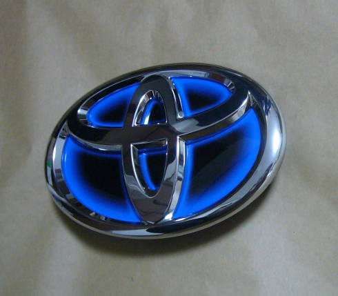 ヴィッツ ハイブリッド対応 NHP130 YARiS HYBRID フロントエンブレム トヨタマーク