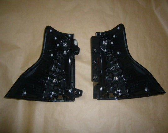 ランクルプラド(TRJ150,GDJ15#)EURテールランプ後期 ブラック