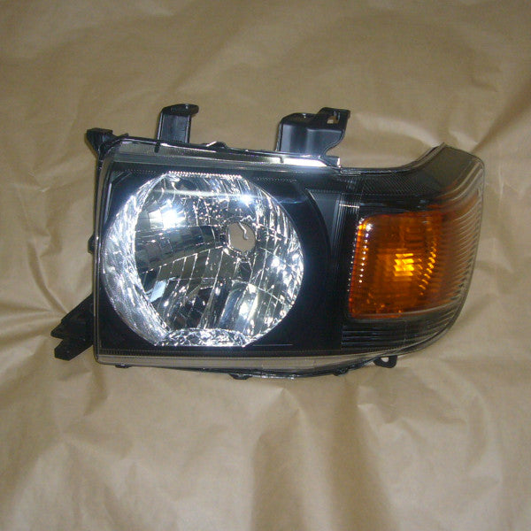 ランドクルーザー GRJ76,79 LAND CRUISER 70th ANNIVERSARY ARLヘッドランプ