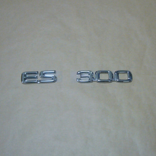 ウインダム MCV20 LEXUS ES300 前期リヤエンブレム【ES300】