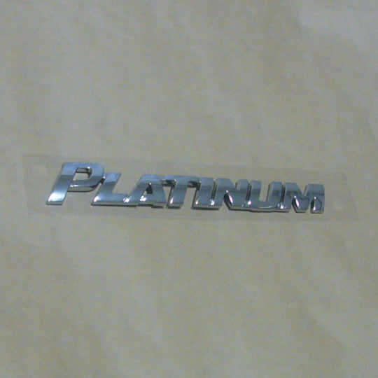 セコイア USK6# SEQUOIA リヤドアエンブレム 【PLATINUM】